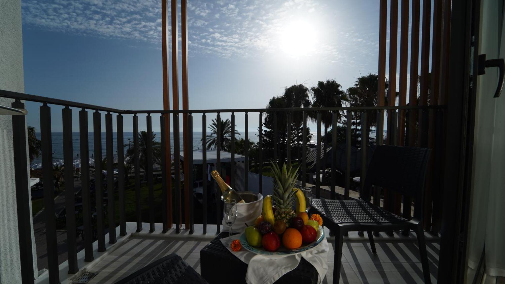 The Raga Side Ultra All Inclusive (Adults Only) Ngoại thất bức ảnh